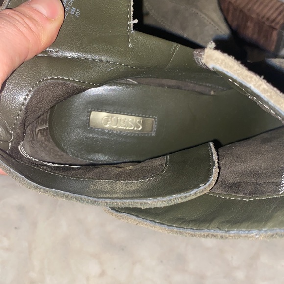 Guess Olive Suede HARDEY Pointed toe Bootie Size 8 - Picture 3 of 5